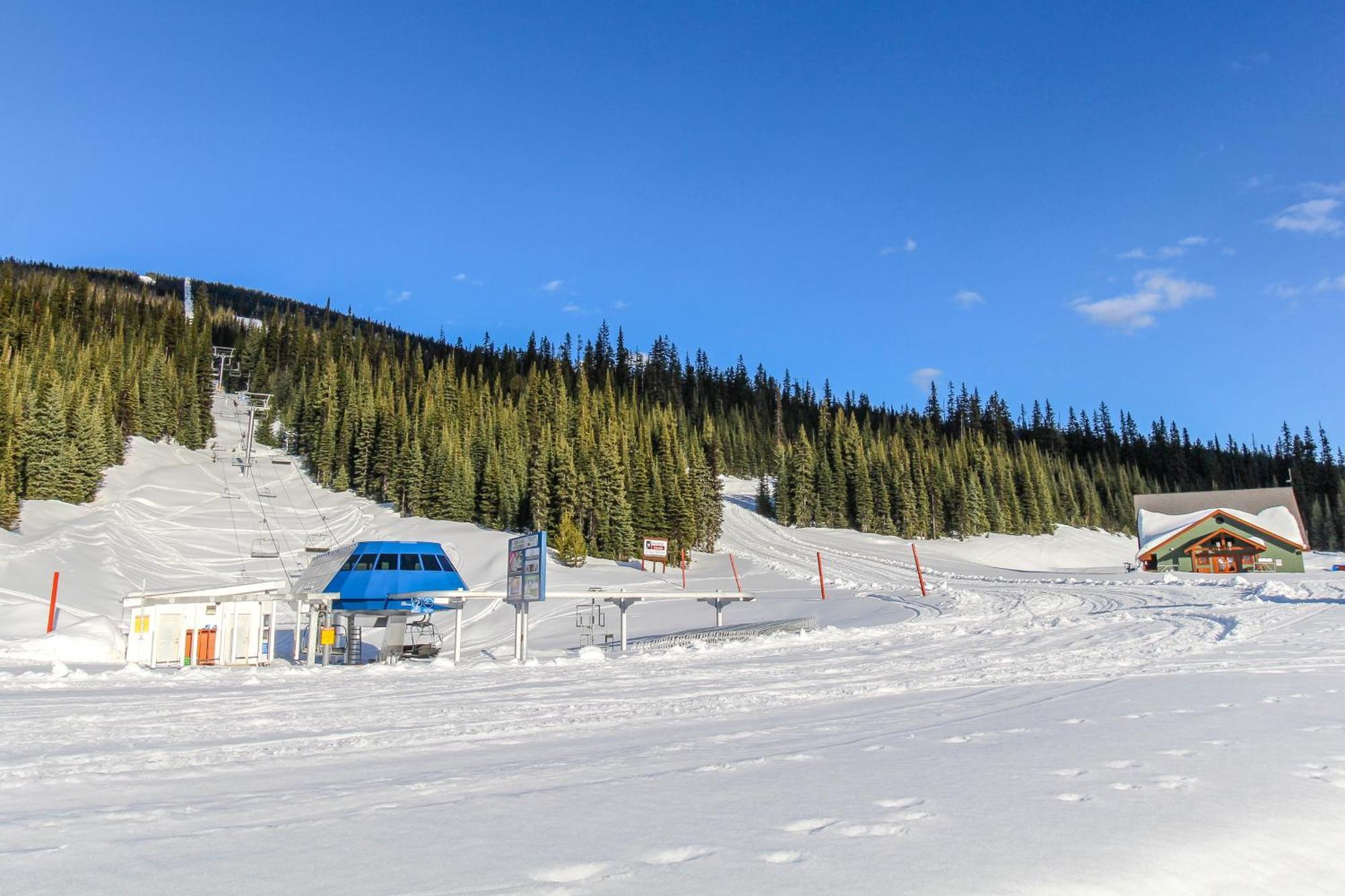 Glacier Lodge Big White Camera foto